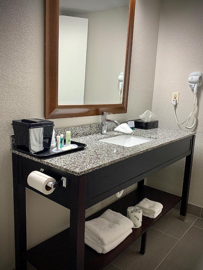 Quality Inn Oklahoma City South Dış mekan fotoğraf